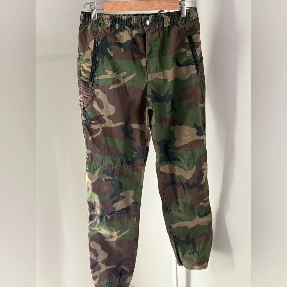 Polo by Ralph Lauren Men's Green Camouflage Cargo Pants